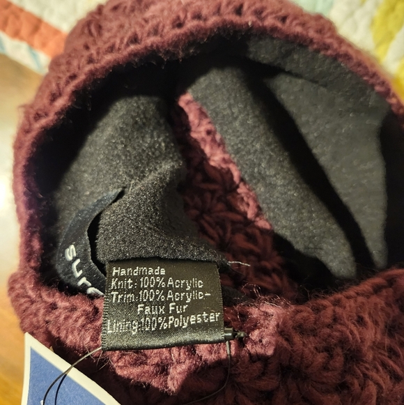 Surell Plum Handmade Starfish Knit Beanie with Faux Fur Pom NWT main image 4